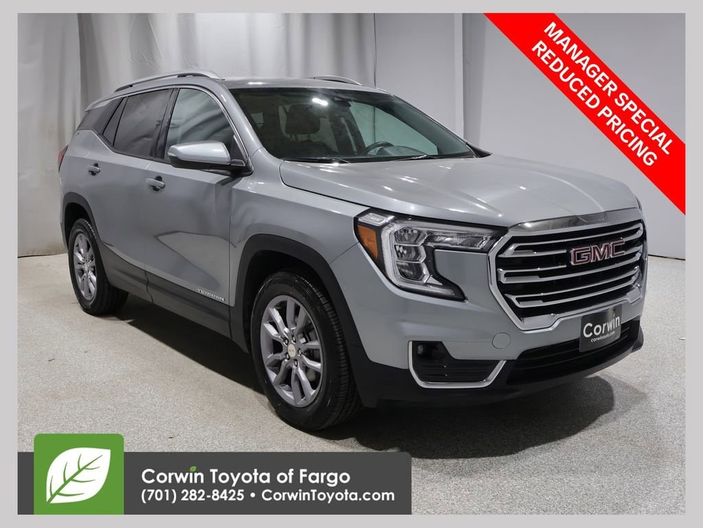 2024 GMC Terrain SLT AWD's photo