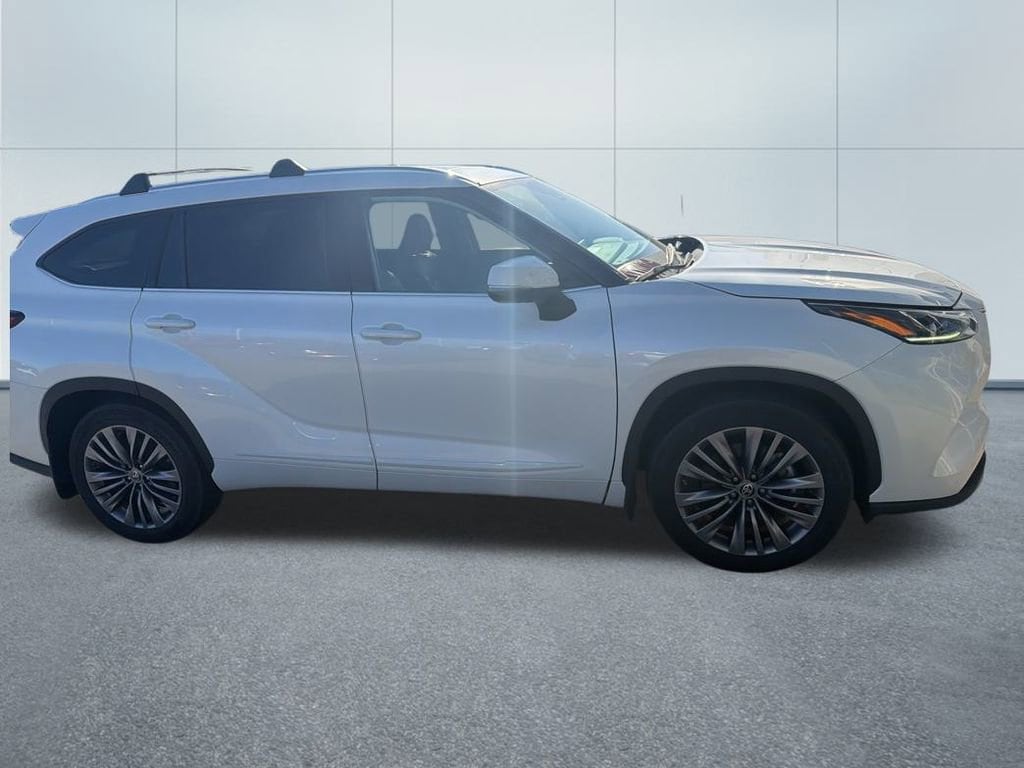 Used 2020 Toyota Highlander Platinum SUV