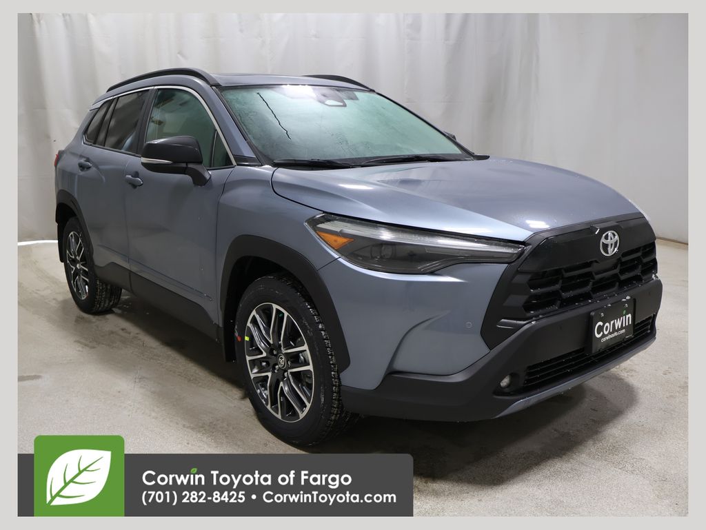 2026 Toyota Corolla Cross XLE's photo