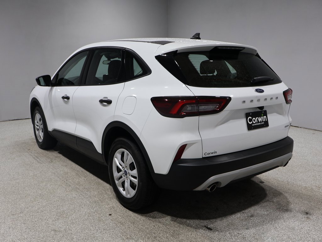 2023 Ford Escape Base photo 4