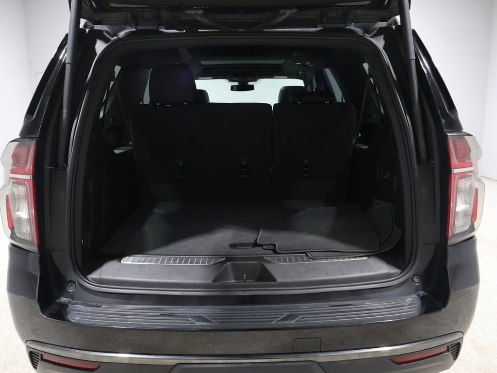 2022 Chevrolet Suburban Z71 photo 4