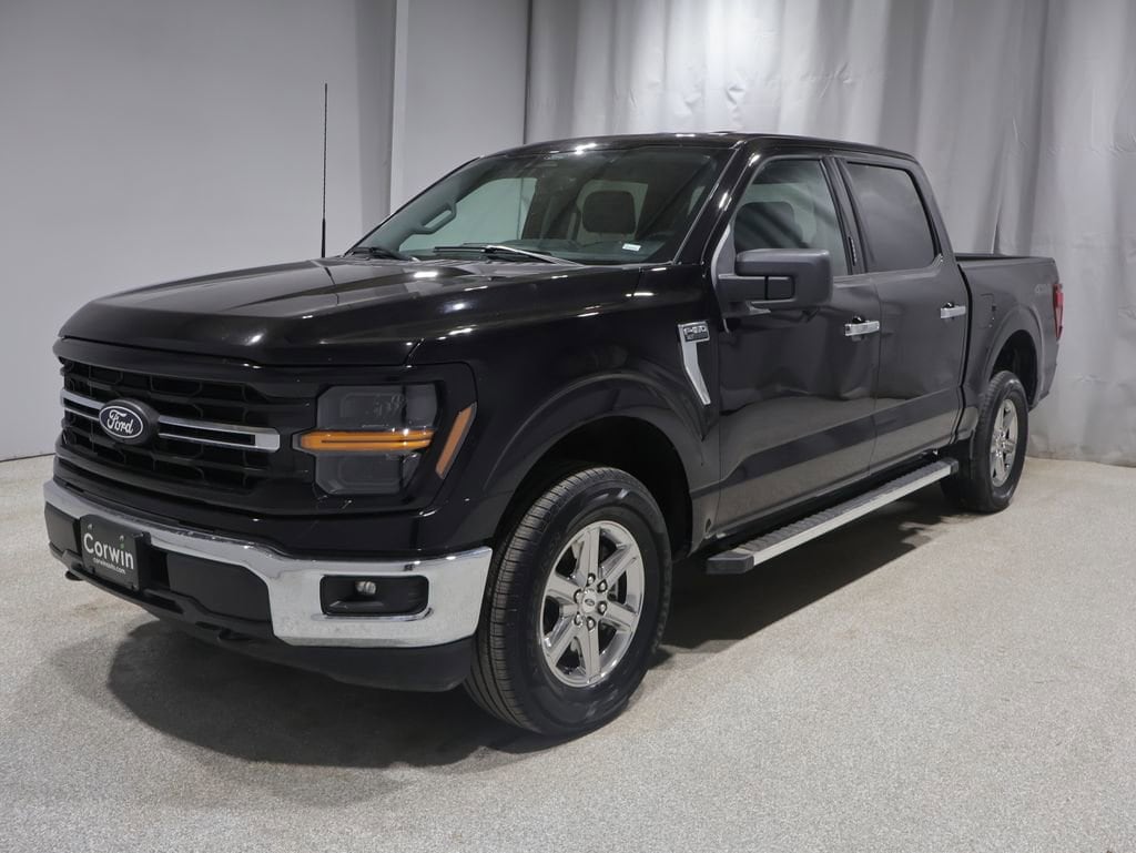 2024 Ford F-150 XLT photo 2