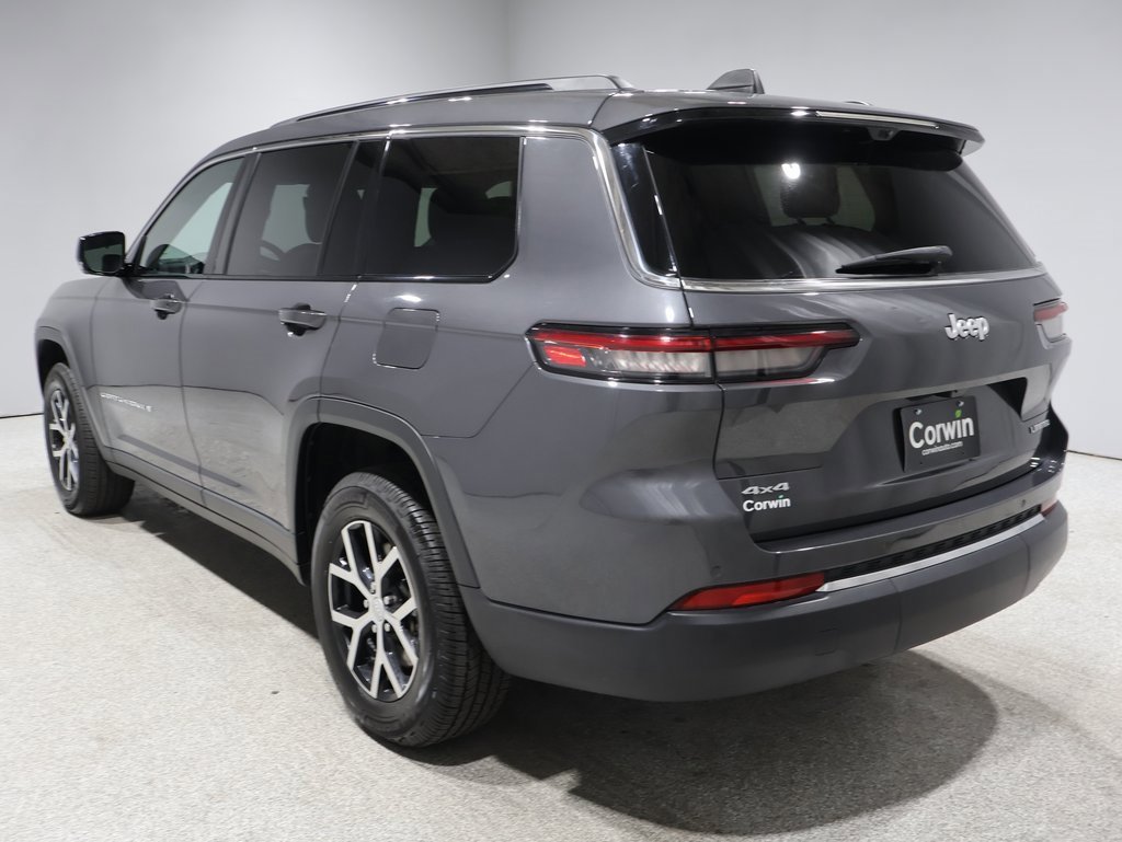 2024 Jeep Grand Cherokee Limited photo 3
