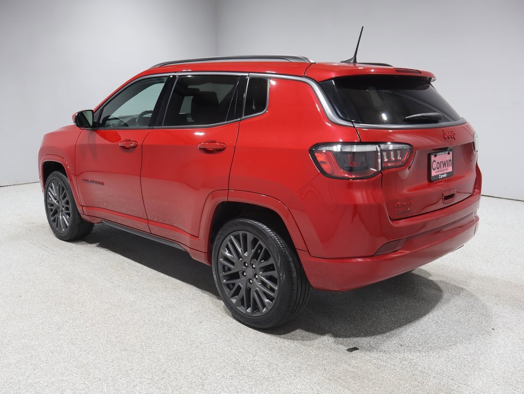 2022 Jeep Compass Limited photo 3