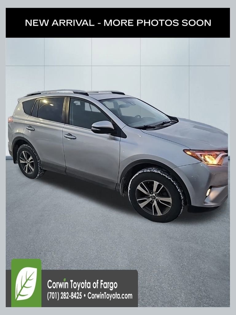 2018 Toyota RAV4 XLE's photo