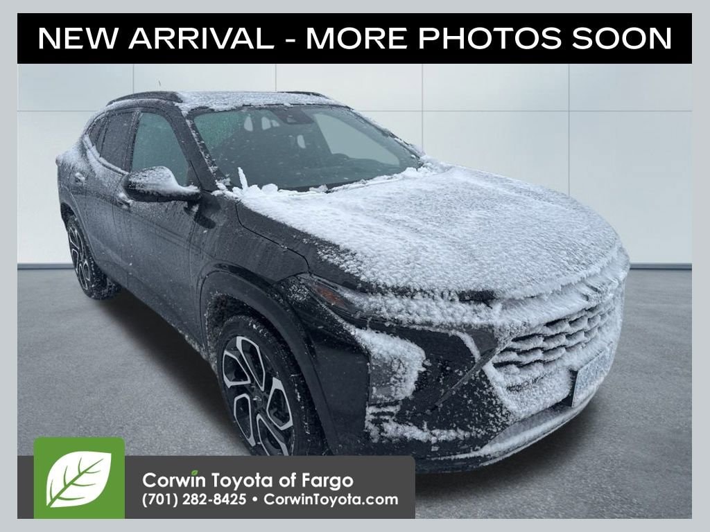 2024 Chevrolet Trax RS's photo