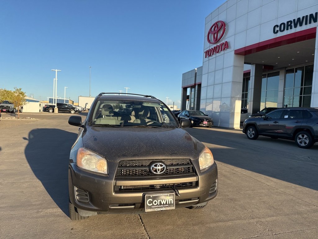 2011 Toyota RAV4 Base photo 2