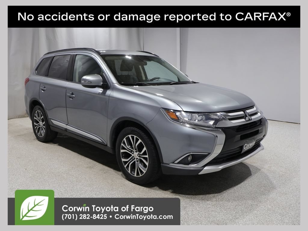 2016 Mitsubishi Outlander SEL S-AWC's photo