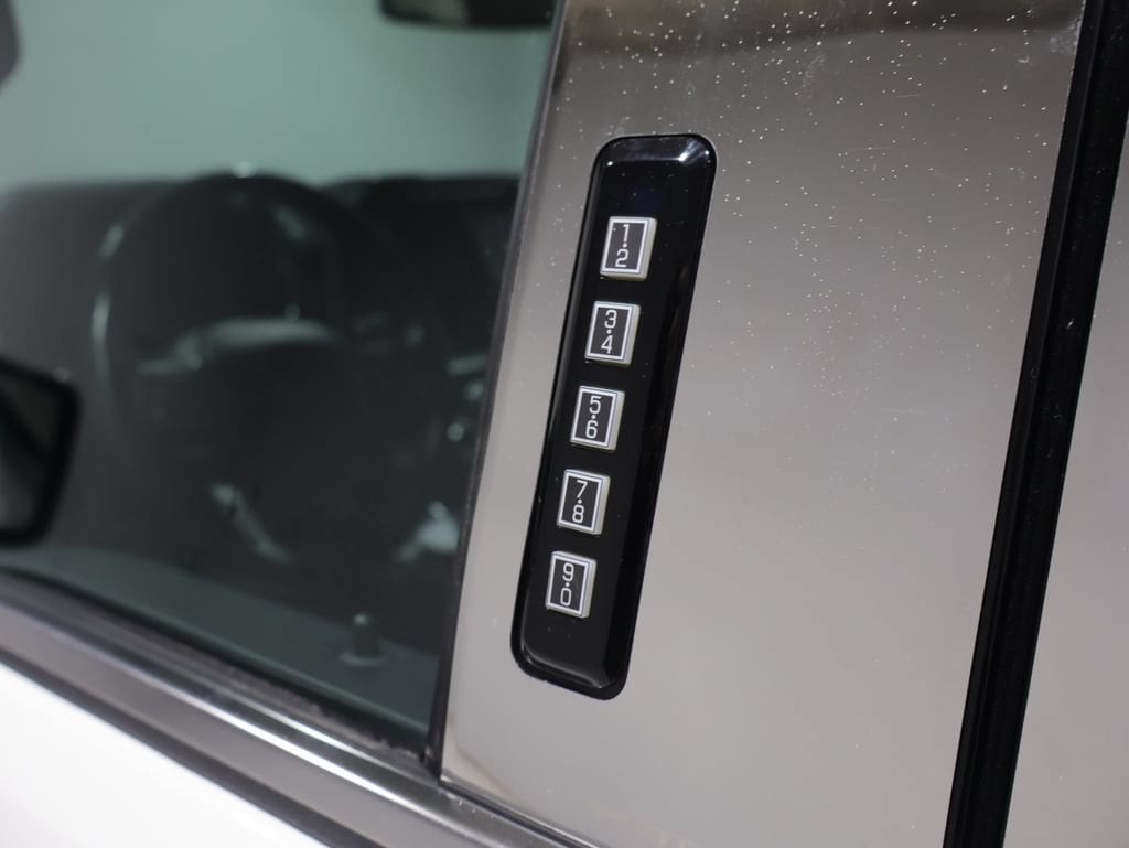 2023 Ford F-150 Platinum - Photo 10