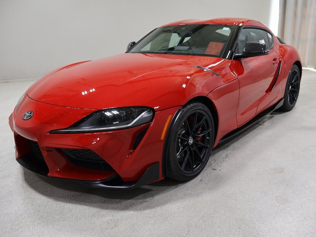 2026 Toyota Supra 3.0 photo 3