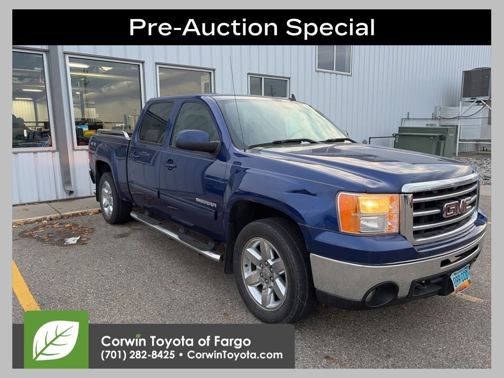 2013 GMC Sierra 1500 SLT's photo