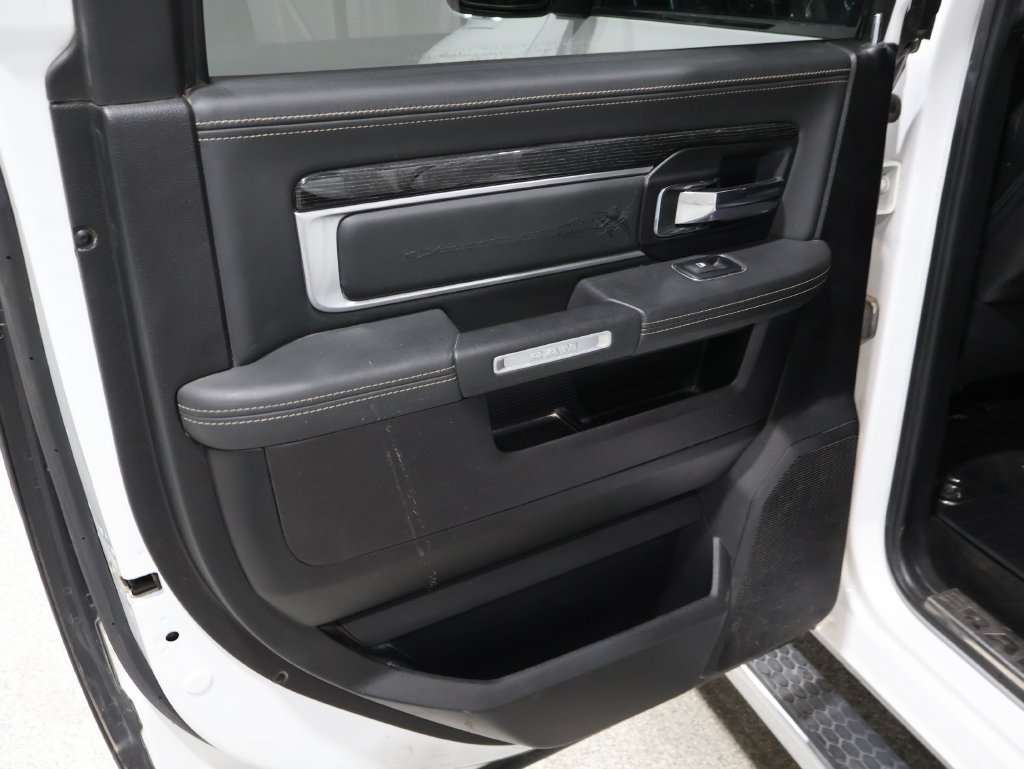 2016 RAM Ram 1500 Pickup Laramie Limited - Photo 18