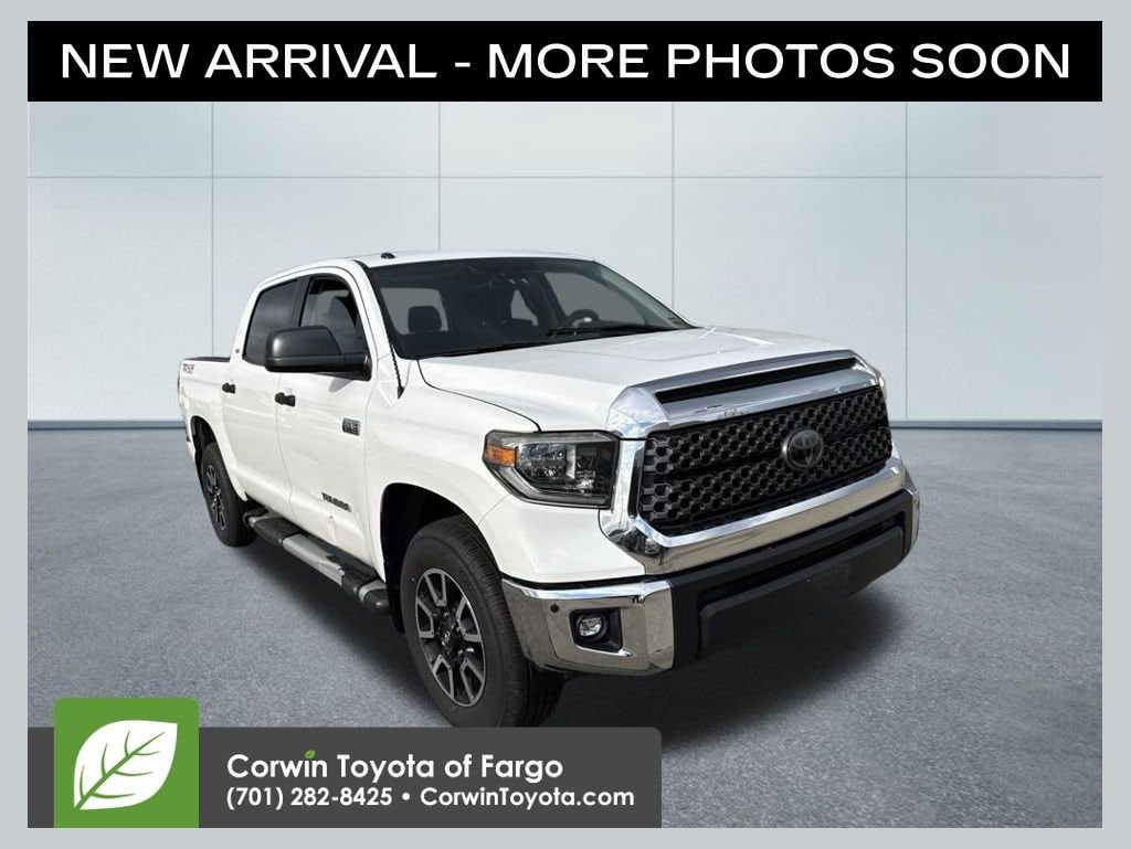 2018 Toyota Tundra SR5 5.7L 4WD Crew Max Short Bed's photo