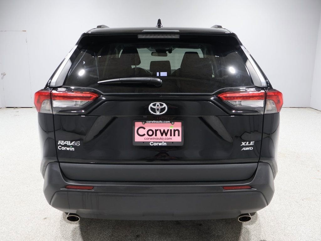 Used 2022 Toyota RAV4 XLE SUV