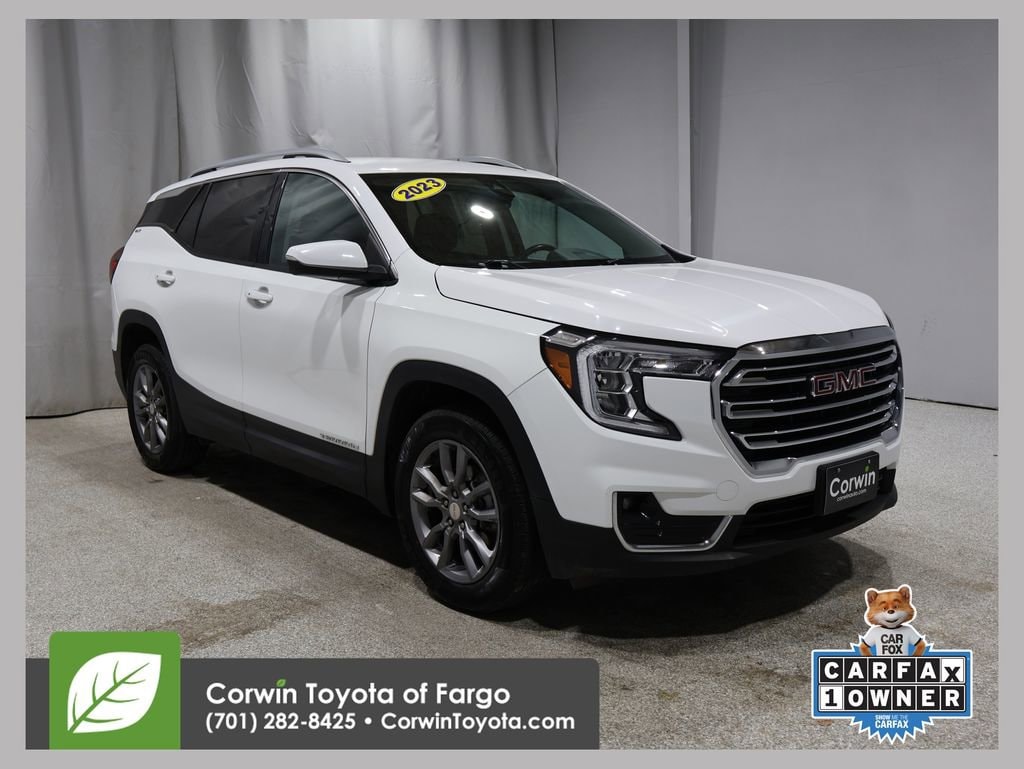 2023 GMC Terrain SLT's photo