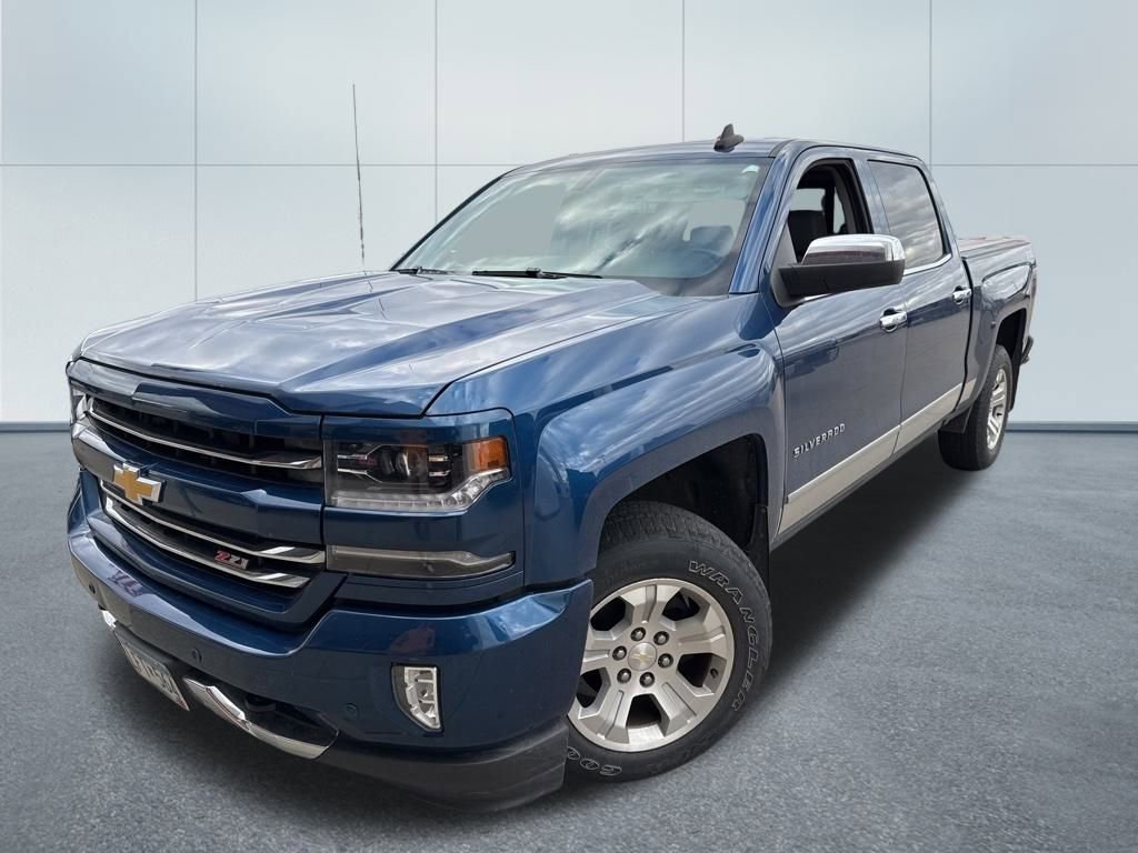 2016 Chevrolet Silverado 1500 LTZ photo 3
