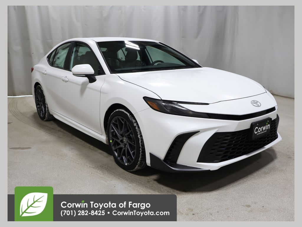 2026 Toyota Camry SE's photo