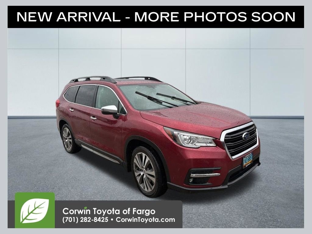 2019 Subaru Ascent Touring's photo
