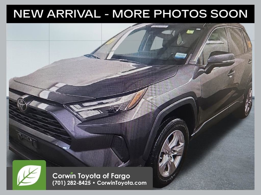 2023 Toyota RAV4 XLE AWD's photo