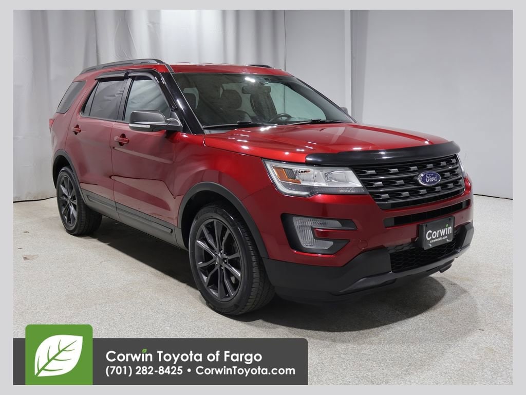 2017 Ford Explorer XLT 4WD's photo