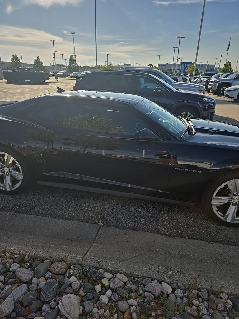 2013 Chevrolet Camaro ZL1 photo 2