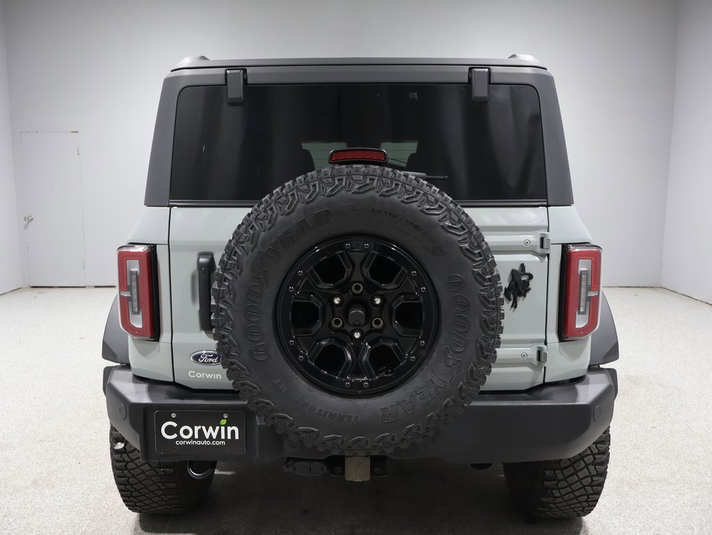 2022 Ford Bronco Wildtrak photo 3
