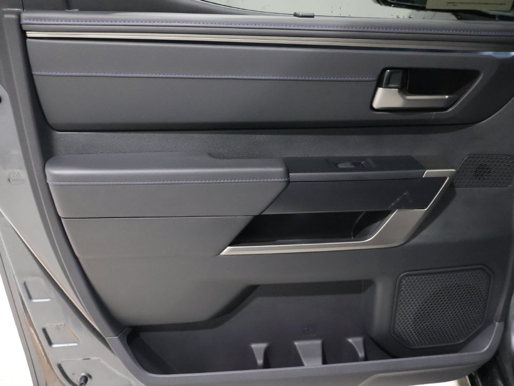 2026 Toyota Tundra Platinum - Photo 9