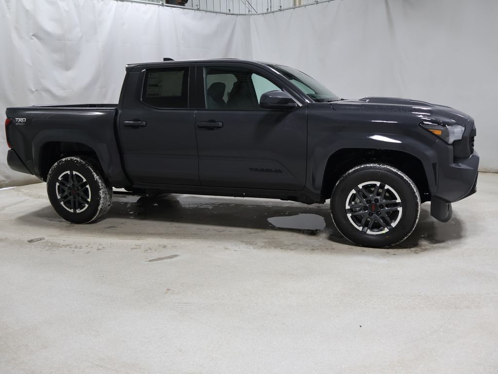 2026 Toyota Tacoma TRD Sport Double Cab photo 2