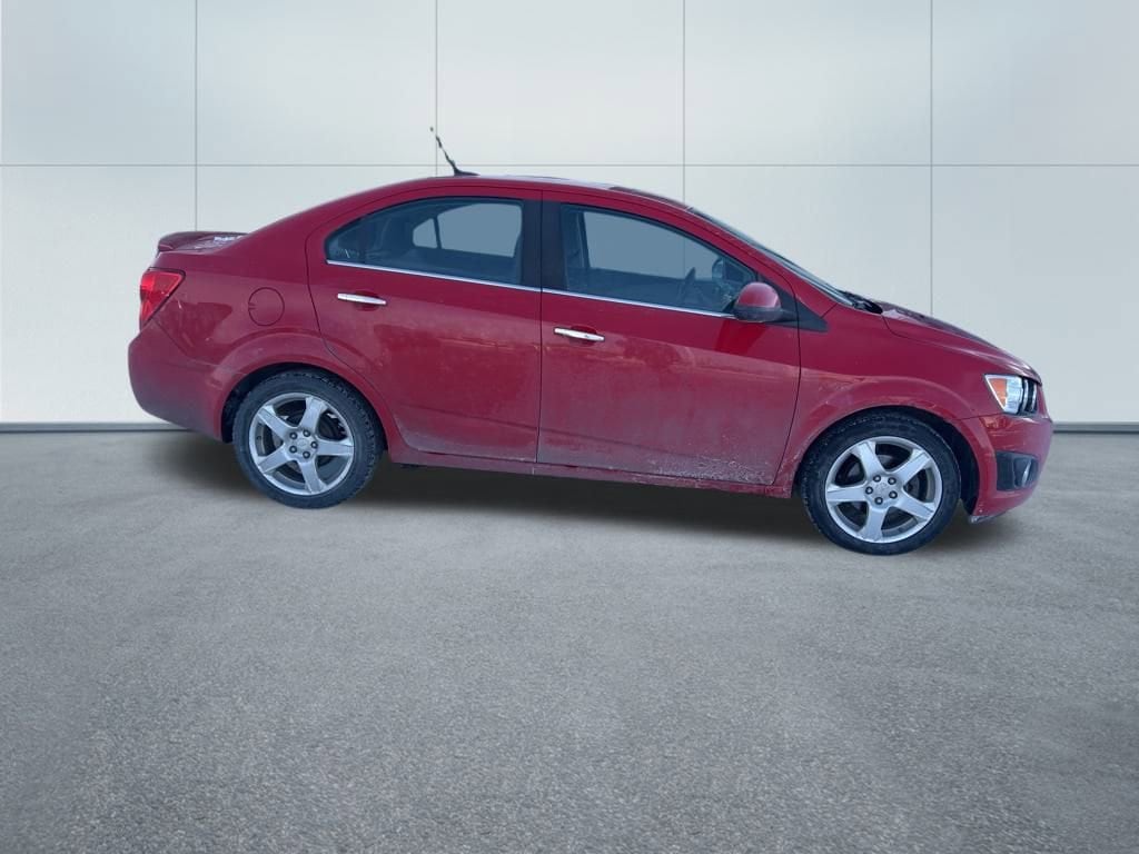 2013 Chevrolet Sonic LTZ photo 4