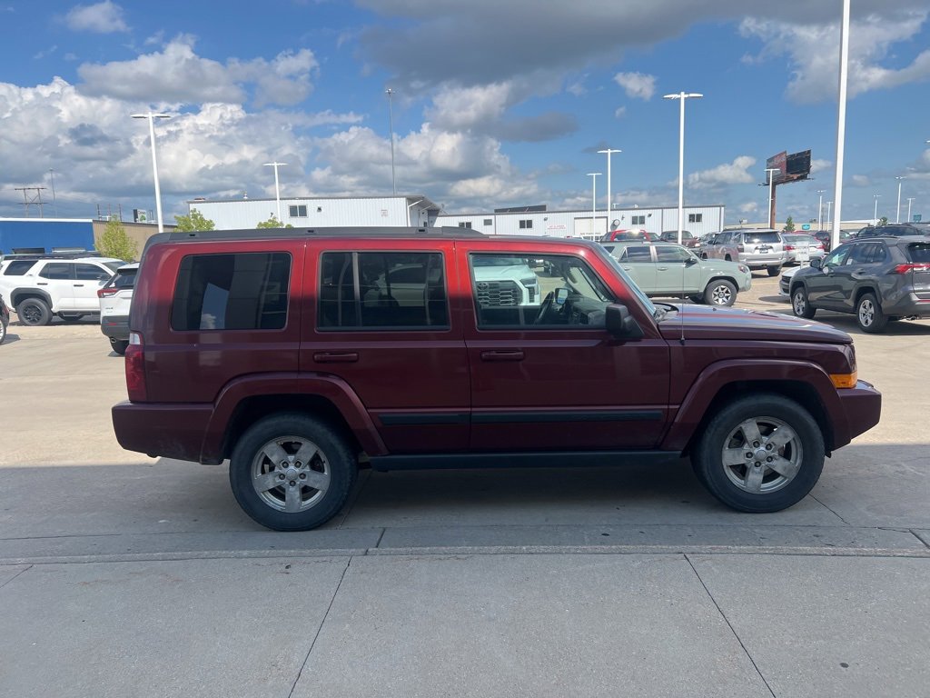 Used 2007 Jeep Commander Sport with VIN 1J8HG48K97C578725 for sale in Fargo, ND