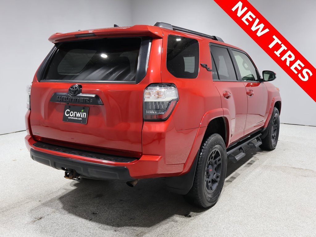 2021 Toyota 4Runner TRD Off-Road Premium photo 2