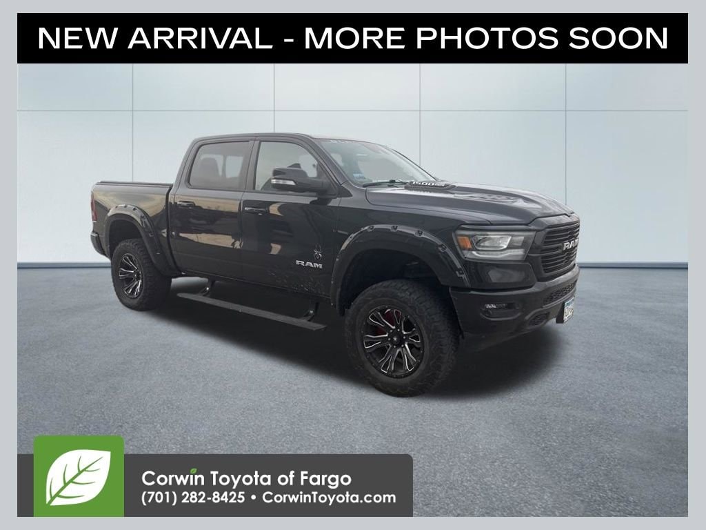 2022 RAM 1500 Laramie 4x4 Crew Cab 5'7's photo