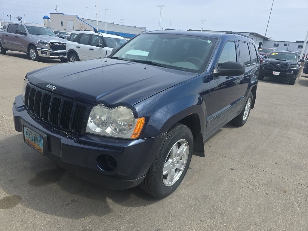 Used 2006 Jeep Grand Cherokee Laredo with VIN 1J4GR48K16C241312 for sale in Fargo, ND
