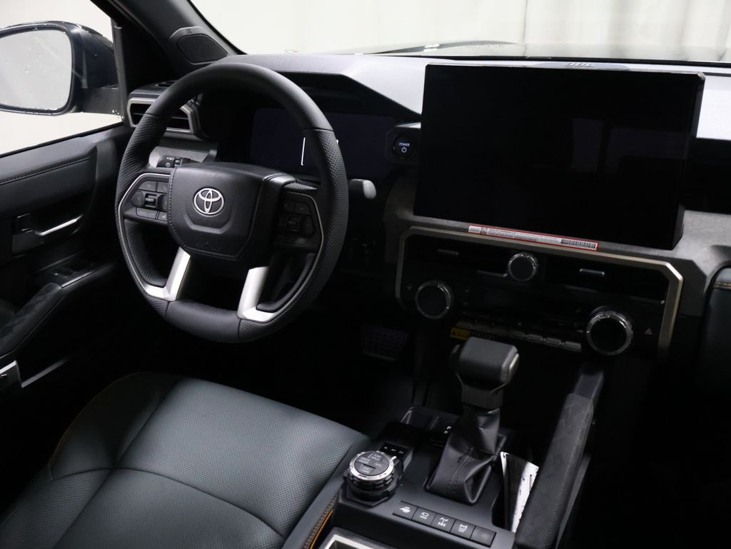 2026 Toyota Tacoma Trailhunter - Photo 17