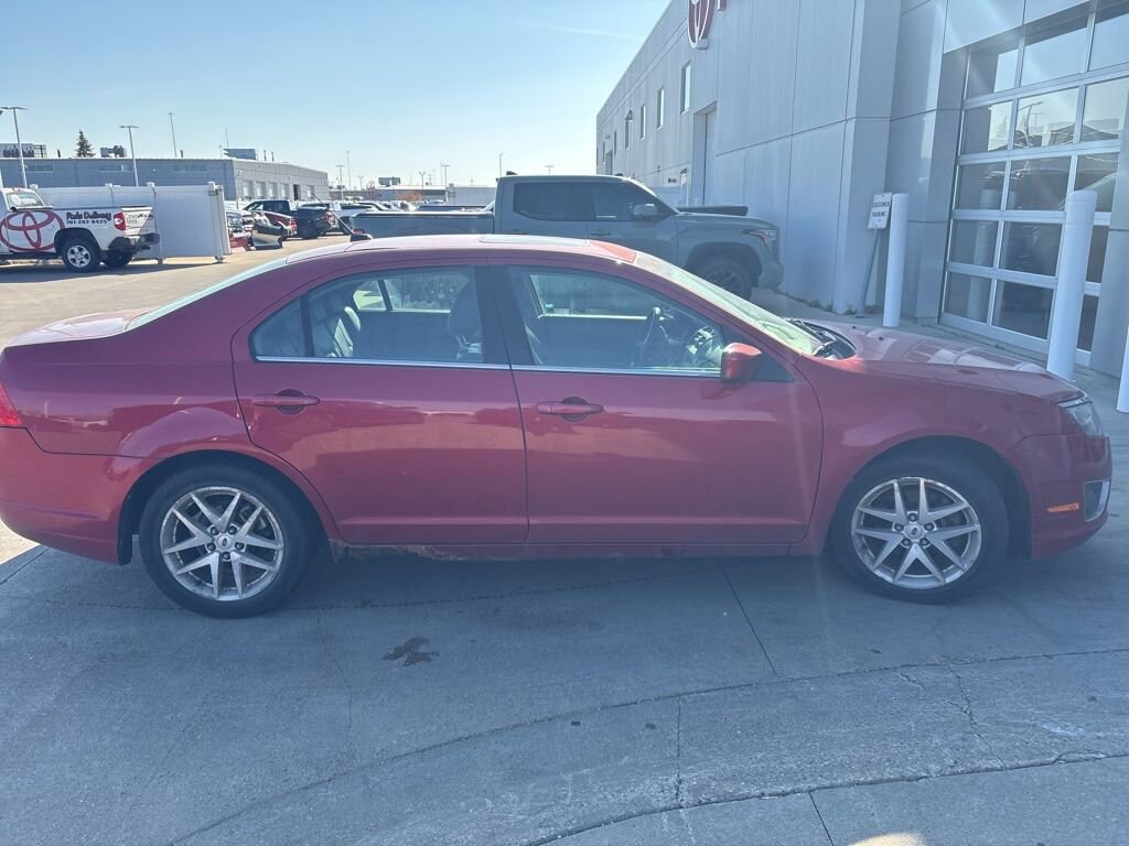 Used 2010 Ford Fusion SEL Sedan