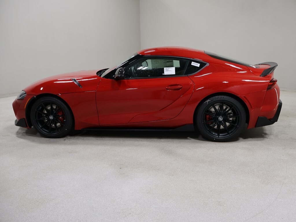 2026 Toyota Supra 3.0 photo 4
