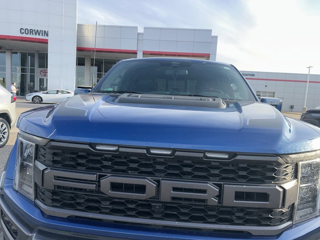 2022 Ford F-150 Raptor photo 2