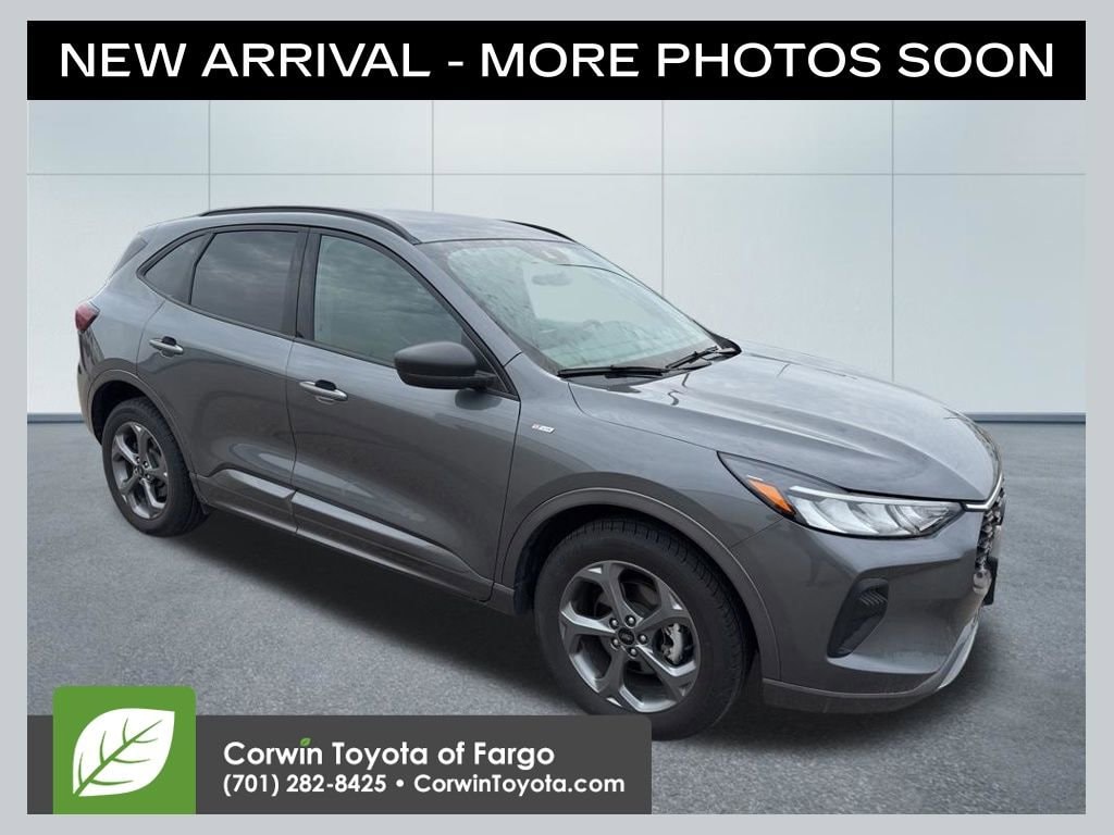 2024 Ford Escape ST-Line AWD's photo