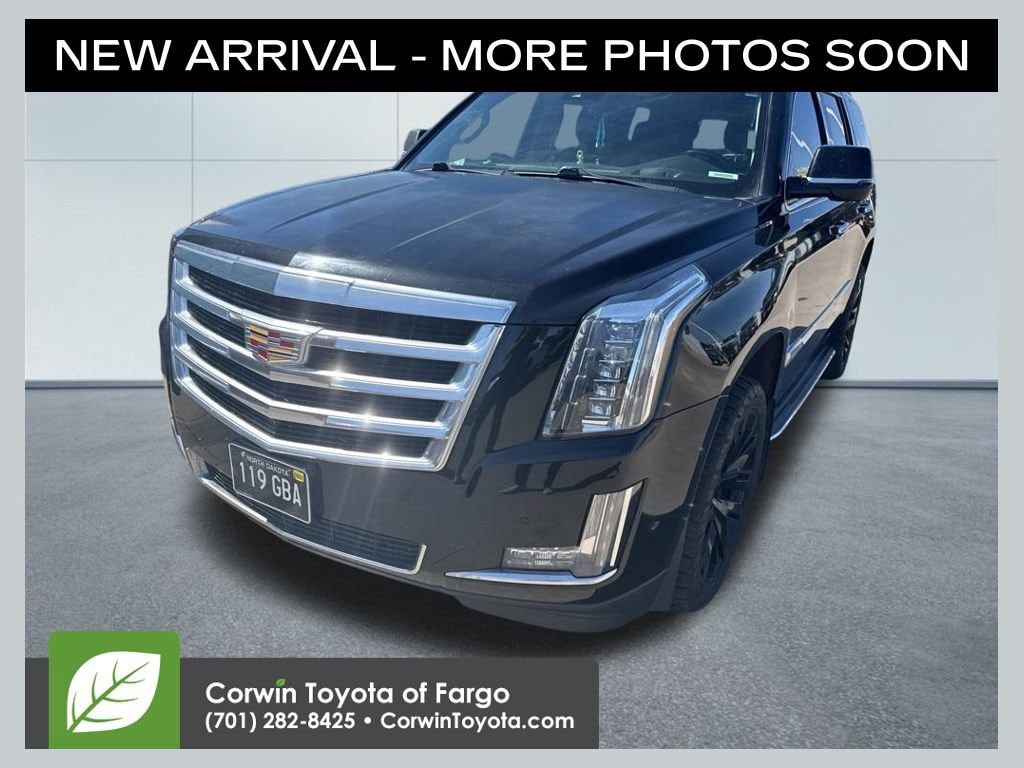2017 Cadillac Escalade AWD Luxury's photo