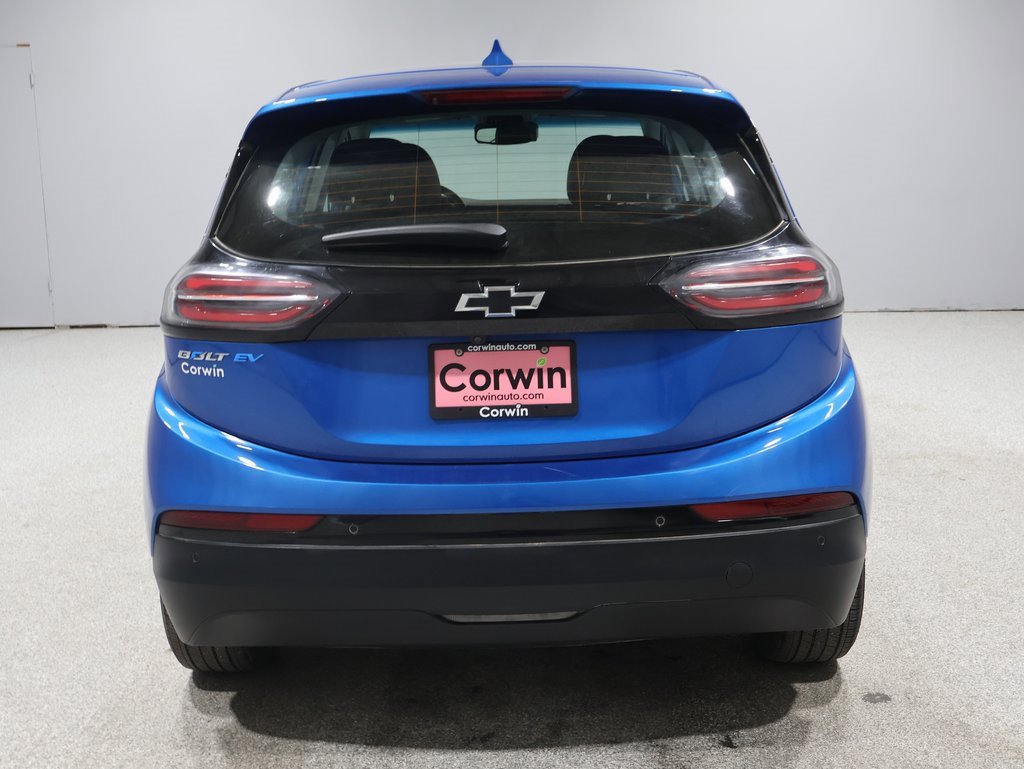 2023 Chevrolet Bolt EV 2LT photo 3