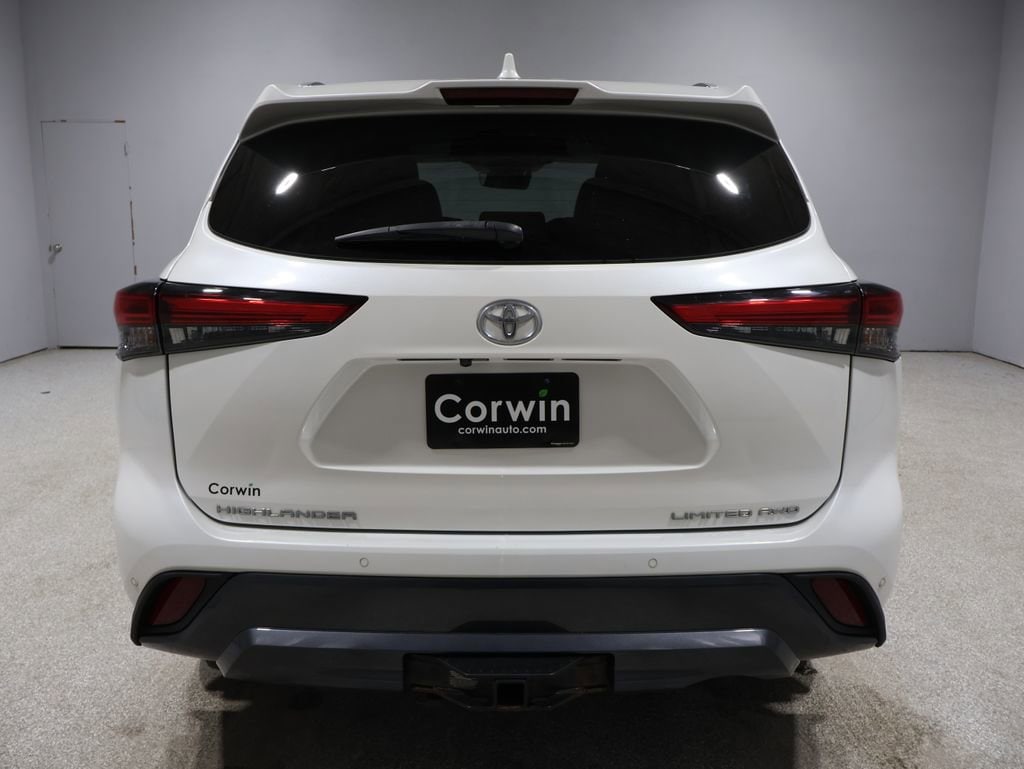 2021 Toyota Highlander Limited photo 3