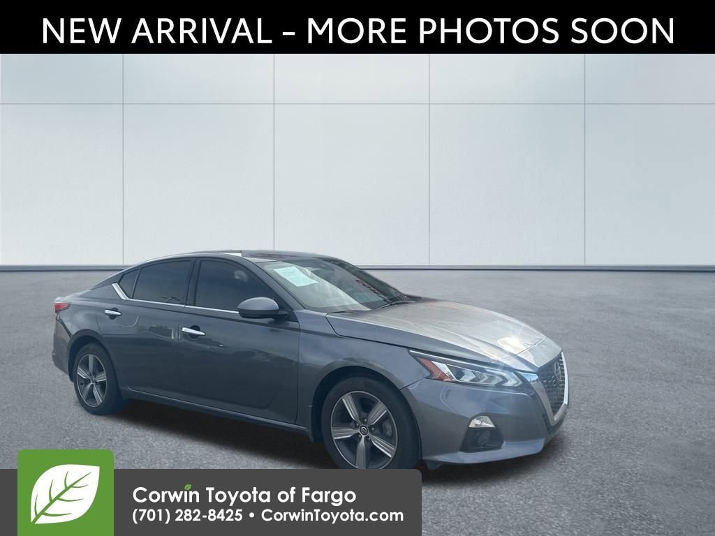 Used 2019 Nissan Altima 2.5 SV Sedan