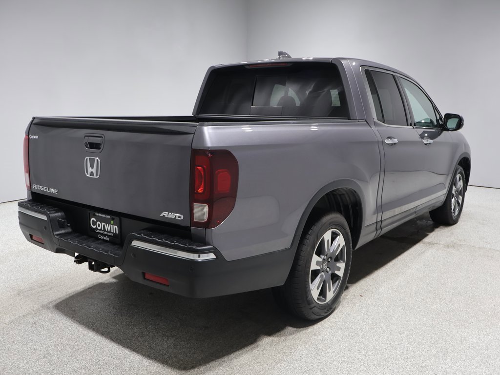 2019 Honda Ridgeline RTL-E photo 2