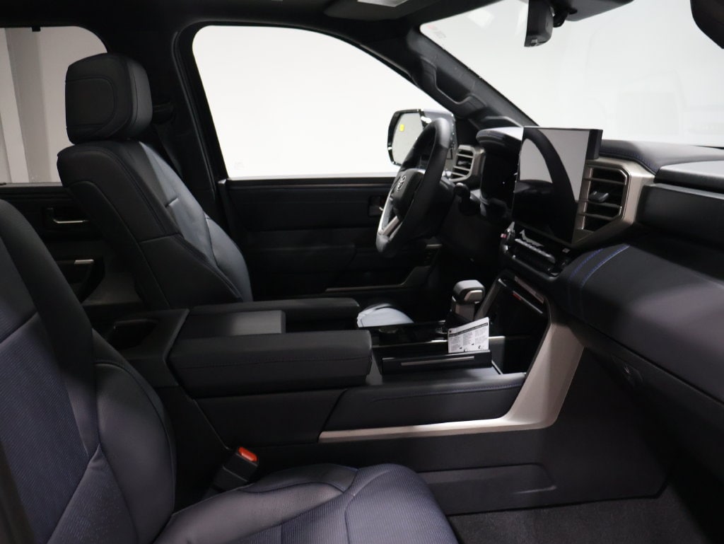 2026 Toyota Tundra Platinum - Photo 12