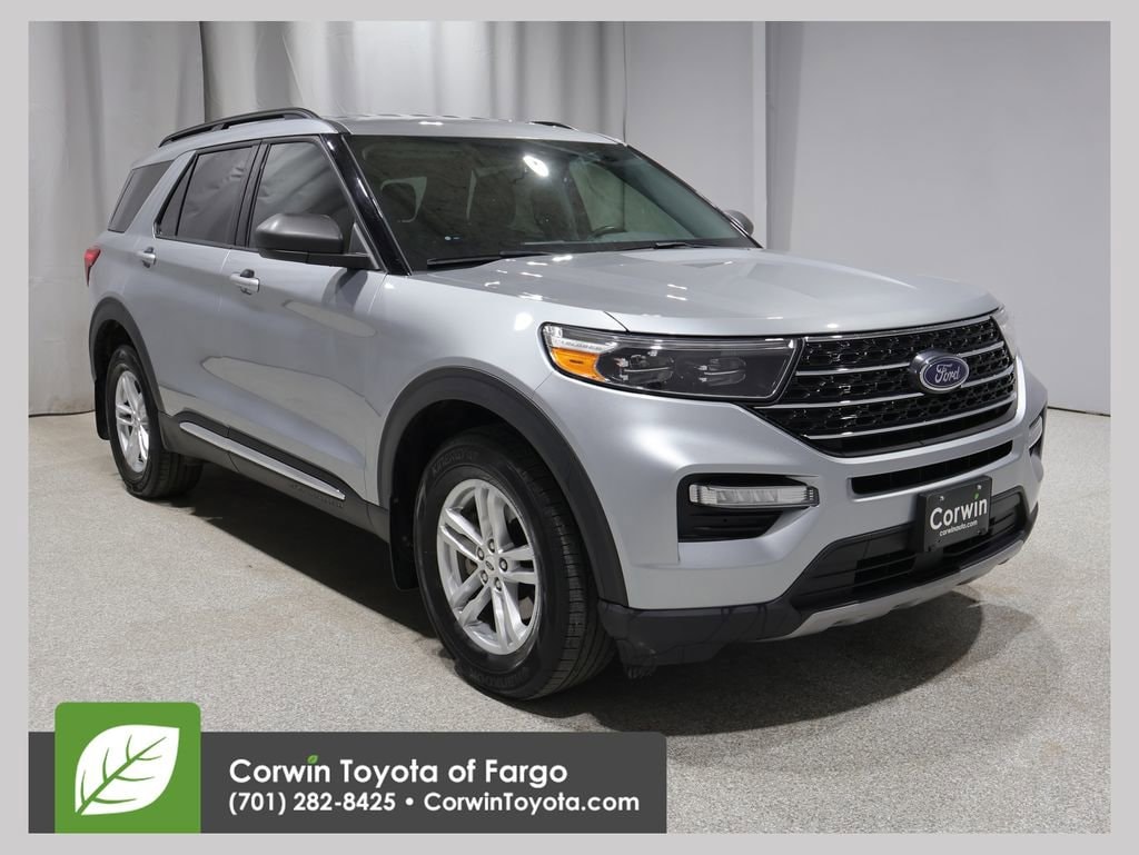 2022 Ford Explorer XLT 4WD's photo