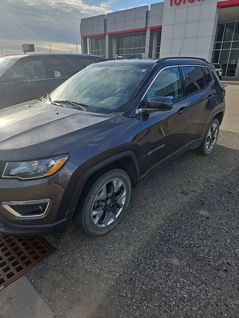 2018 Jeep Compass Limited photo 3