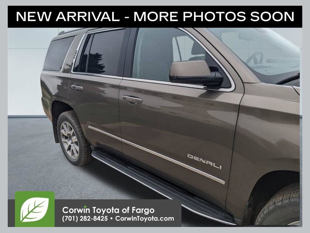 2016 GMC Yukon 4WD Denali's photo