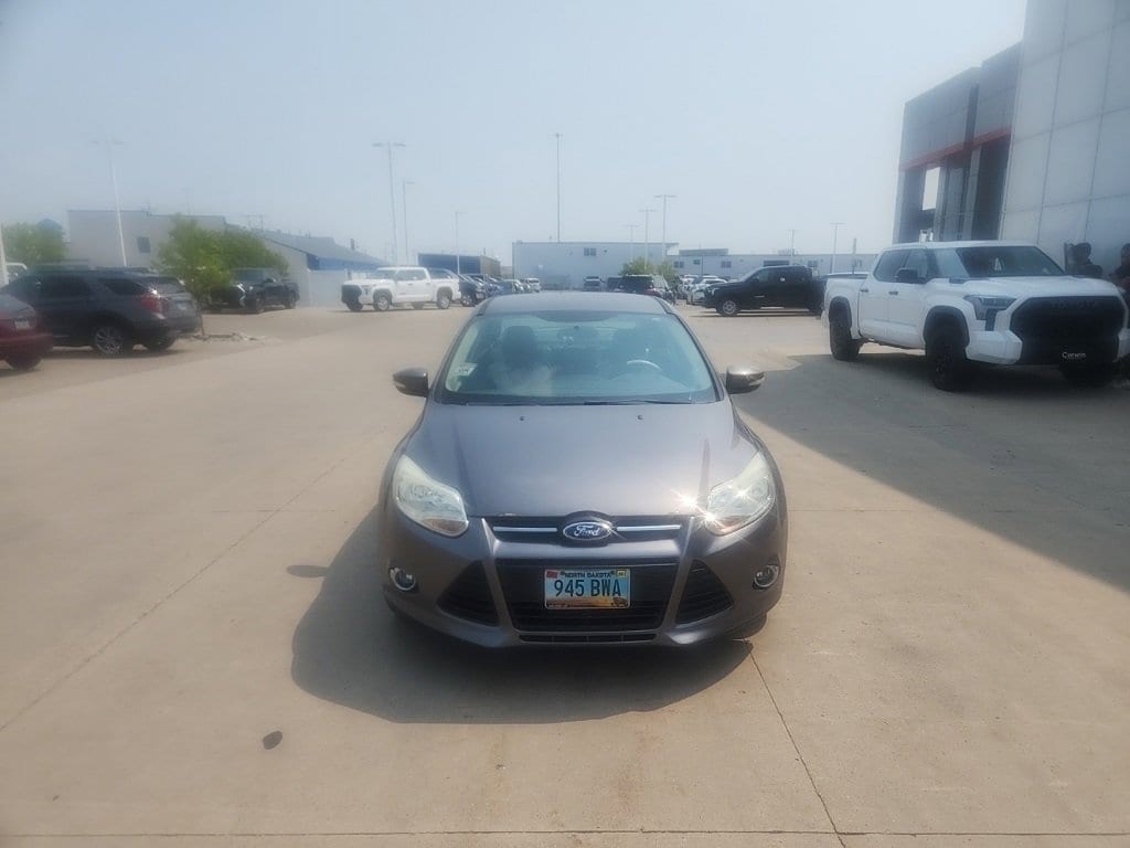 Used 2013 Ford Focus SE with VIN 1FADP3F23DL373793 for sale in Fargo, ND