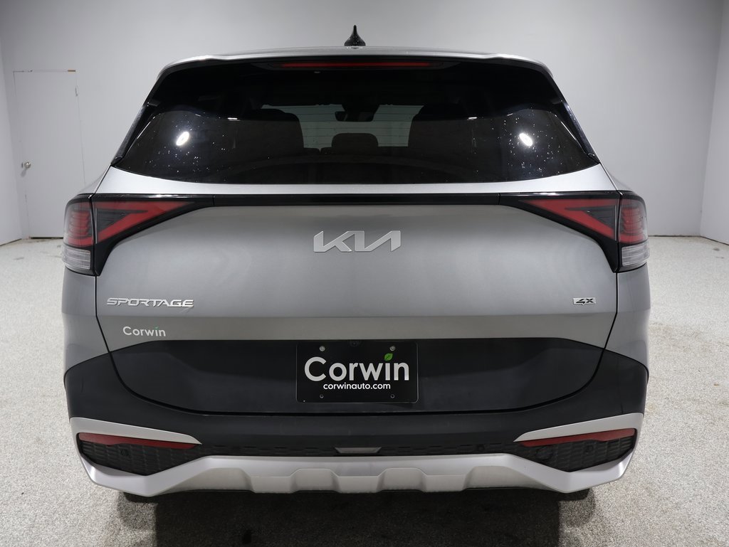 2023 Kia Sportage LX photo 2