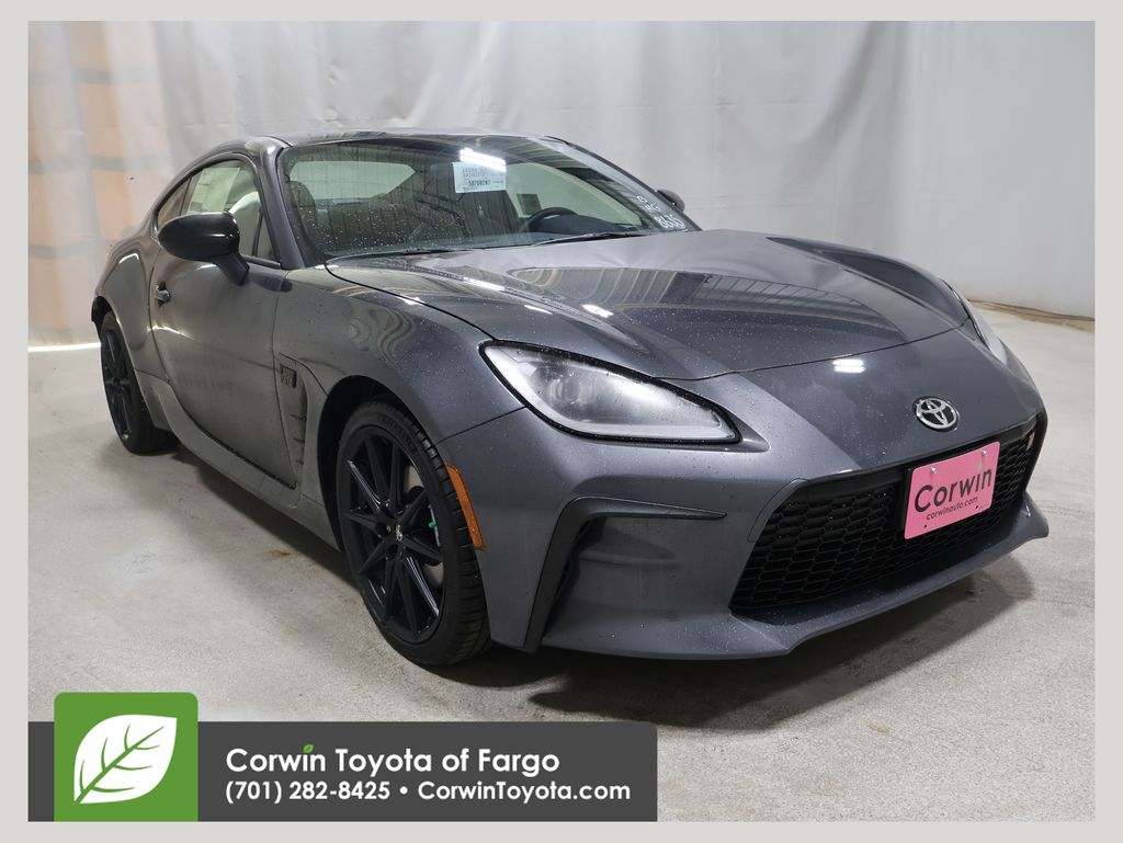 2025 Toyota GR86 Premium's photo
